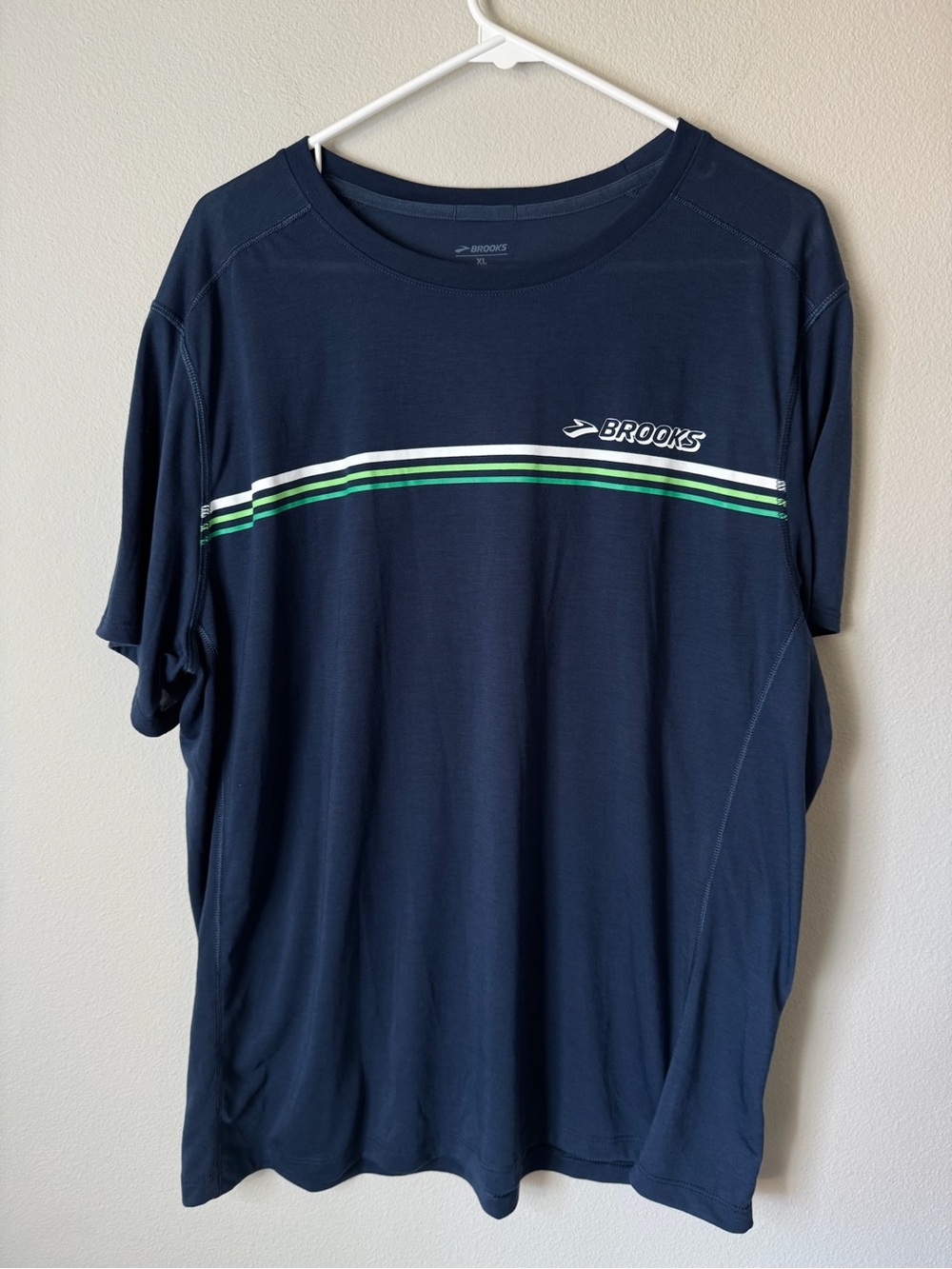 Brooks Running Shirt Mens XL Navy Short Sleeve Athletic Performance Tee